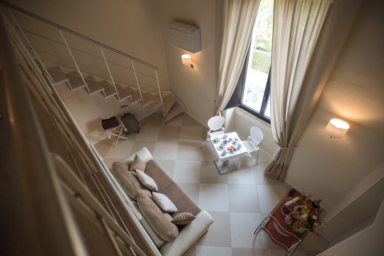 Palazzo Belsanti Bed and Breakfast Lecce Buitenkant foto